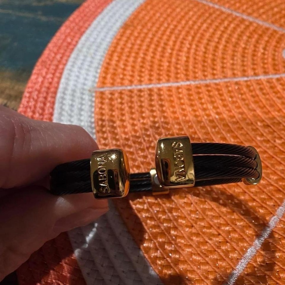 Magnetic Bracelet - Picture 2 of 6